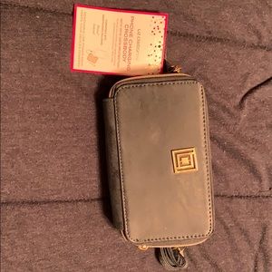 Liz Claiborne crossbody charging purse